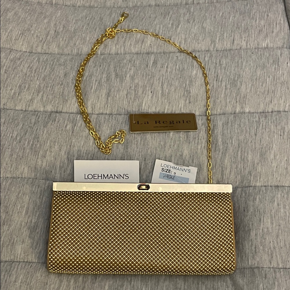 La Regale Metallic Gold Mesh Clutch
